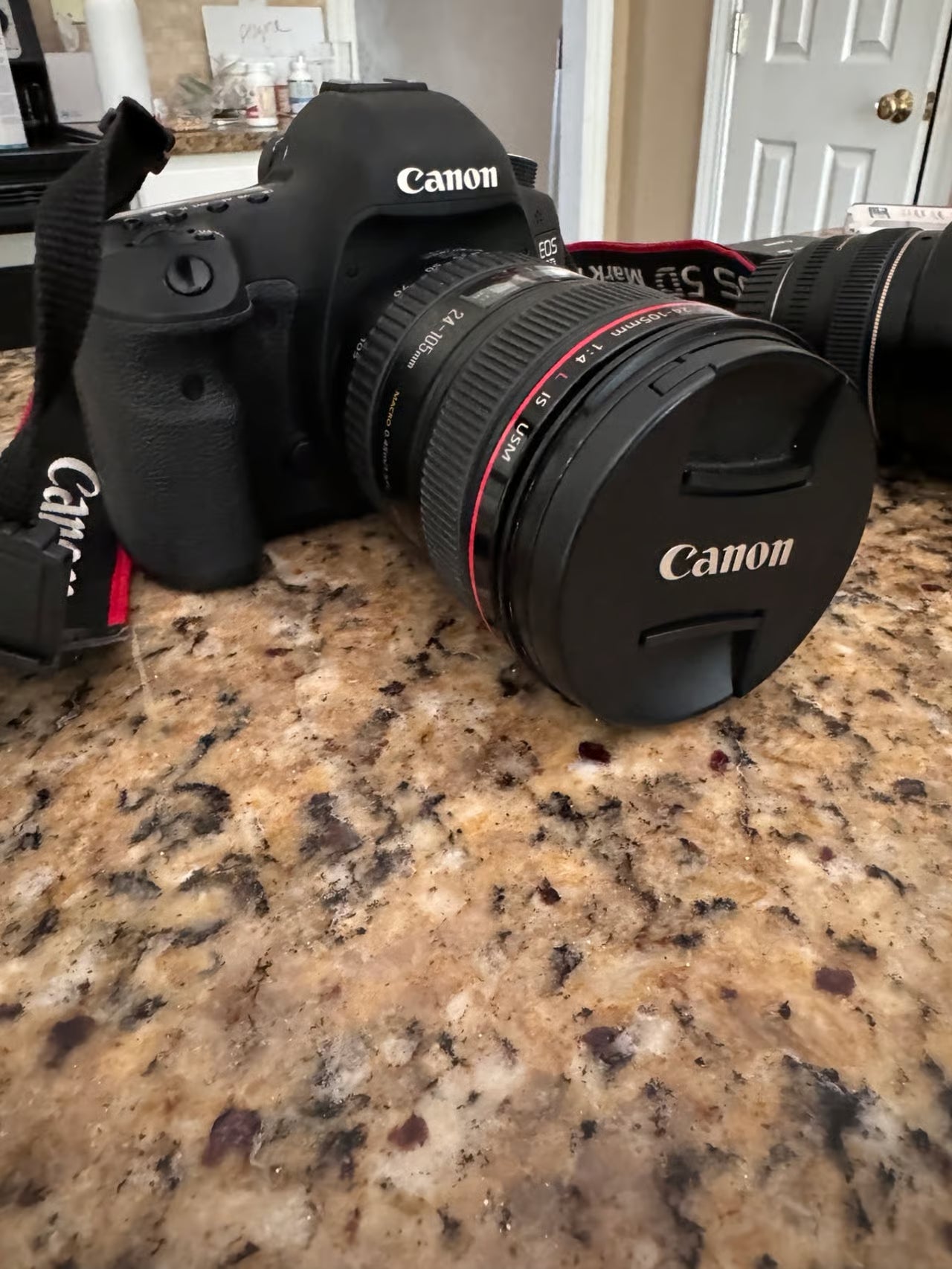 Canon EOS 5D Mark III Bundle