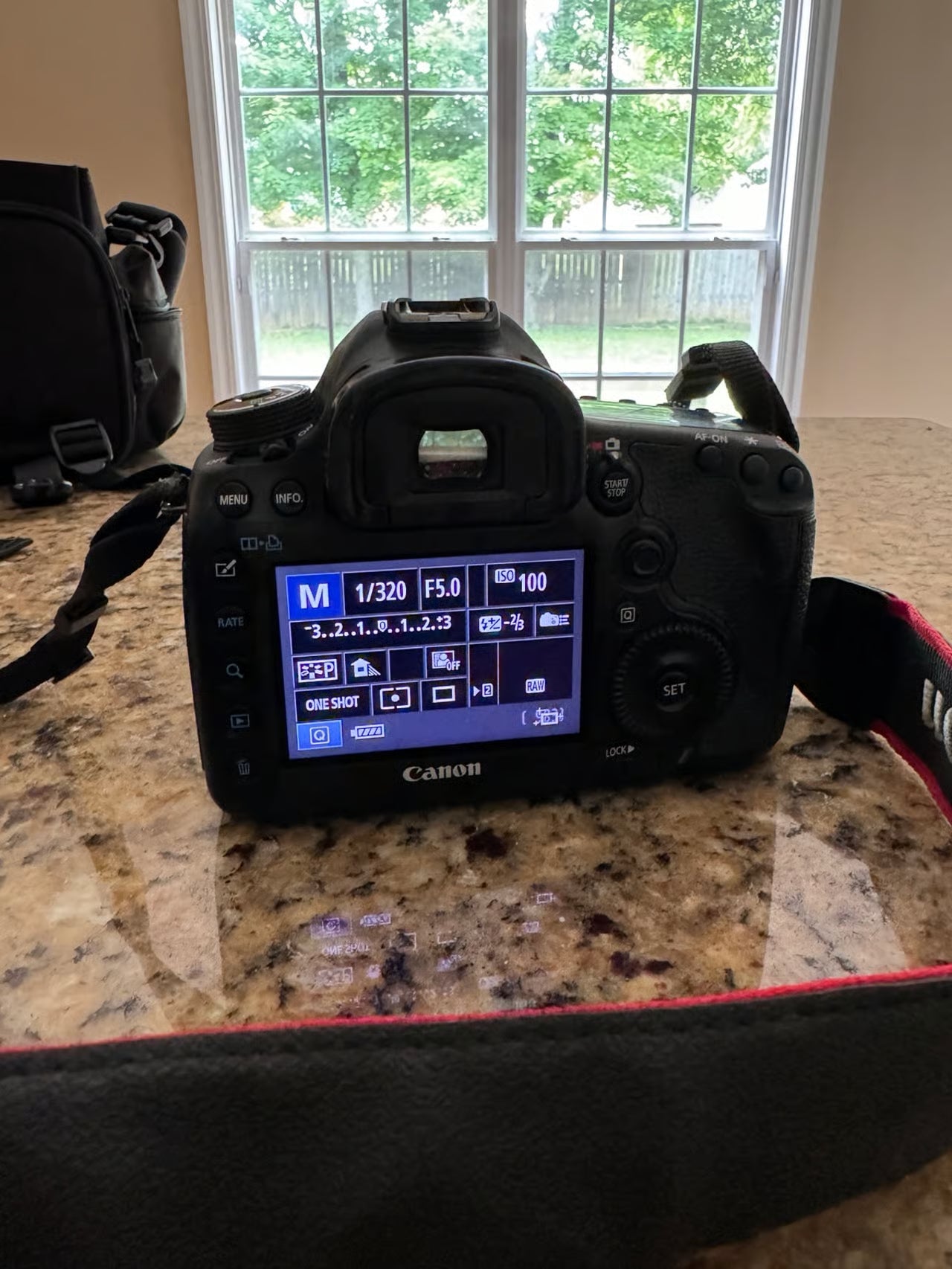 Canon EOS 5D Mark III Bundle