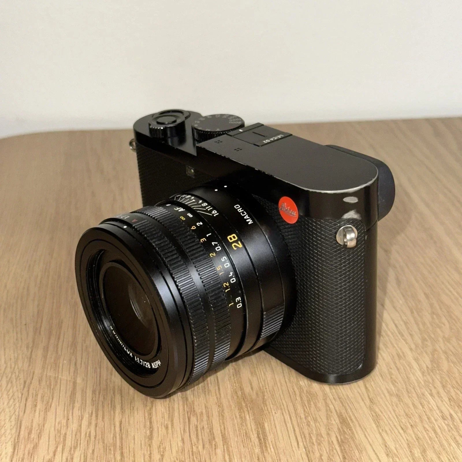 Leica Q2 47.3MP - Box, Accessories, Complete Set! - US Seller
