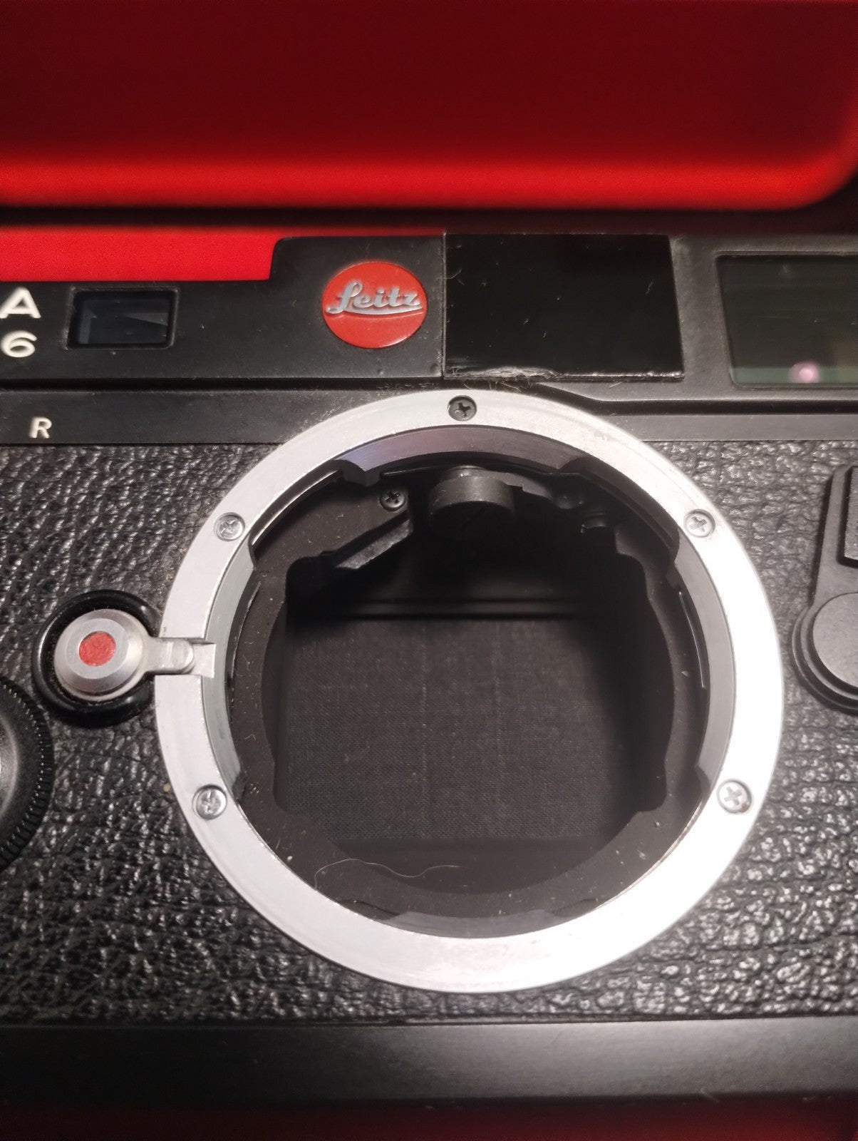 Leica M6 Black non-TTL Rangefinder Film Camera Body w/strap and original box