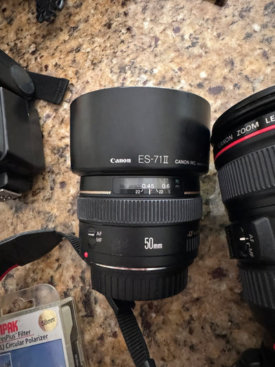 Canon EOS 5D Mark III Bundle