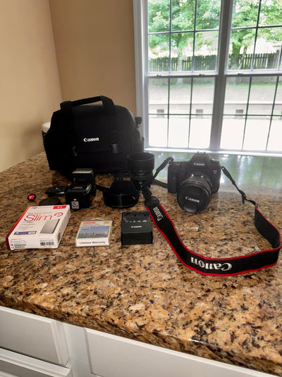 Canon EOS 5D Mark III Bundle