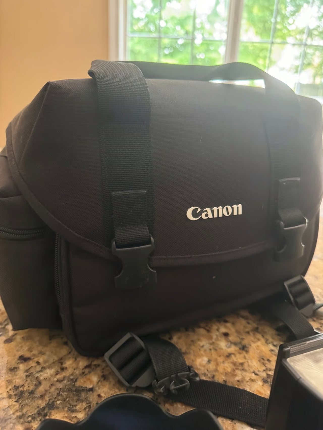 Canon EOS 5D Mark III Bundle