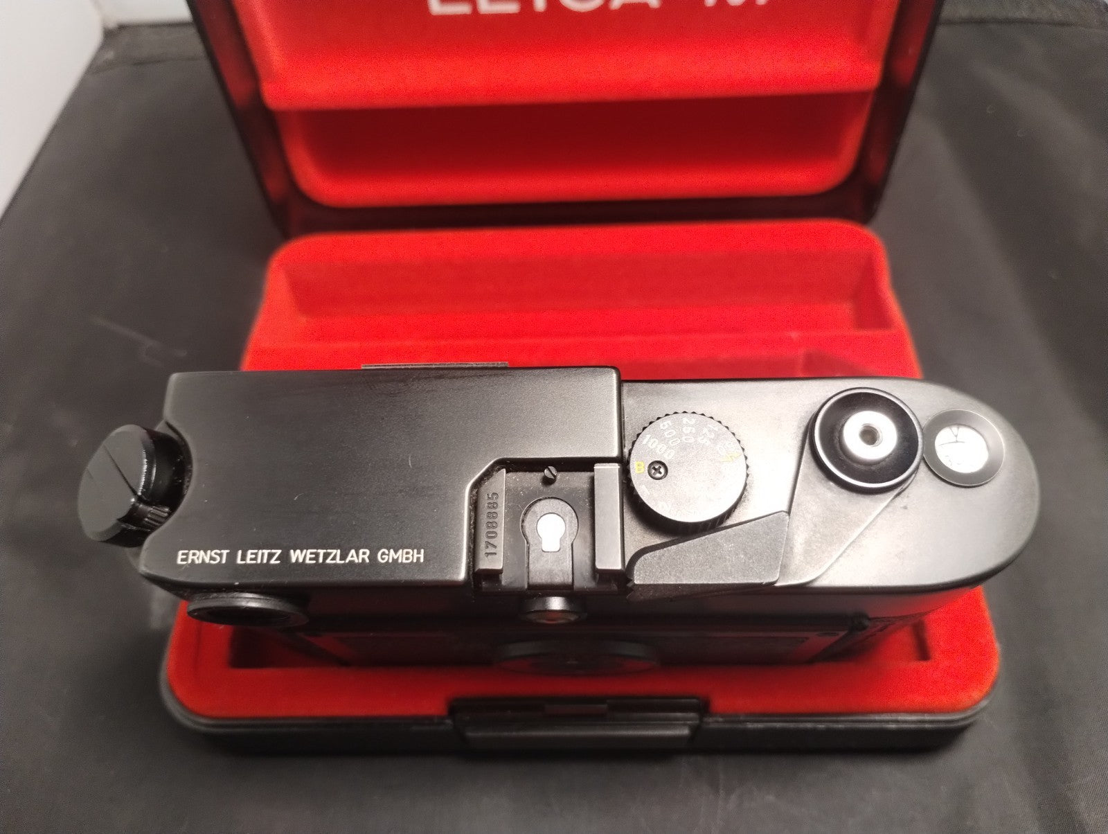 Leica M6 Black non-TTL Rangefinder Film Camera Body w/strap and original box