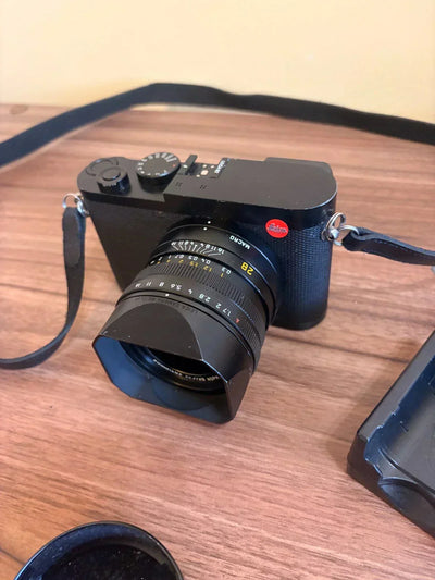 Leica Q2 47.3 MP Digital SLR Camera - Black (Body Only)